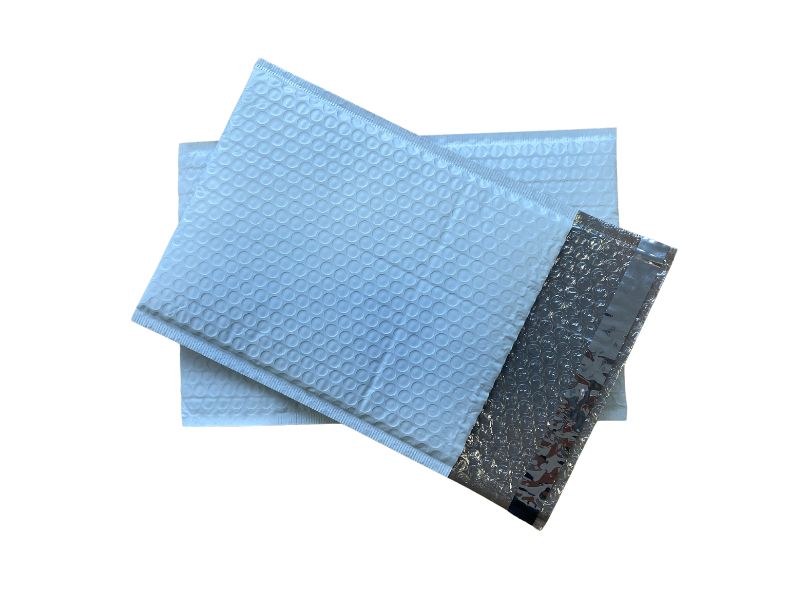 Plastic Lined Bubble Mailers  Maxi Tuff (6) 360mm x 470mm